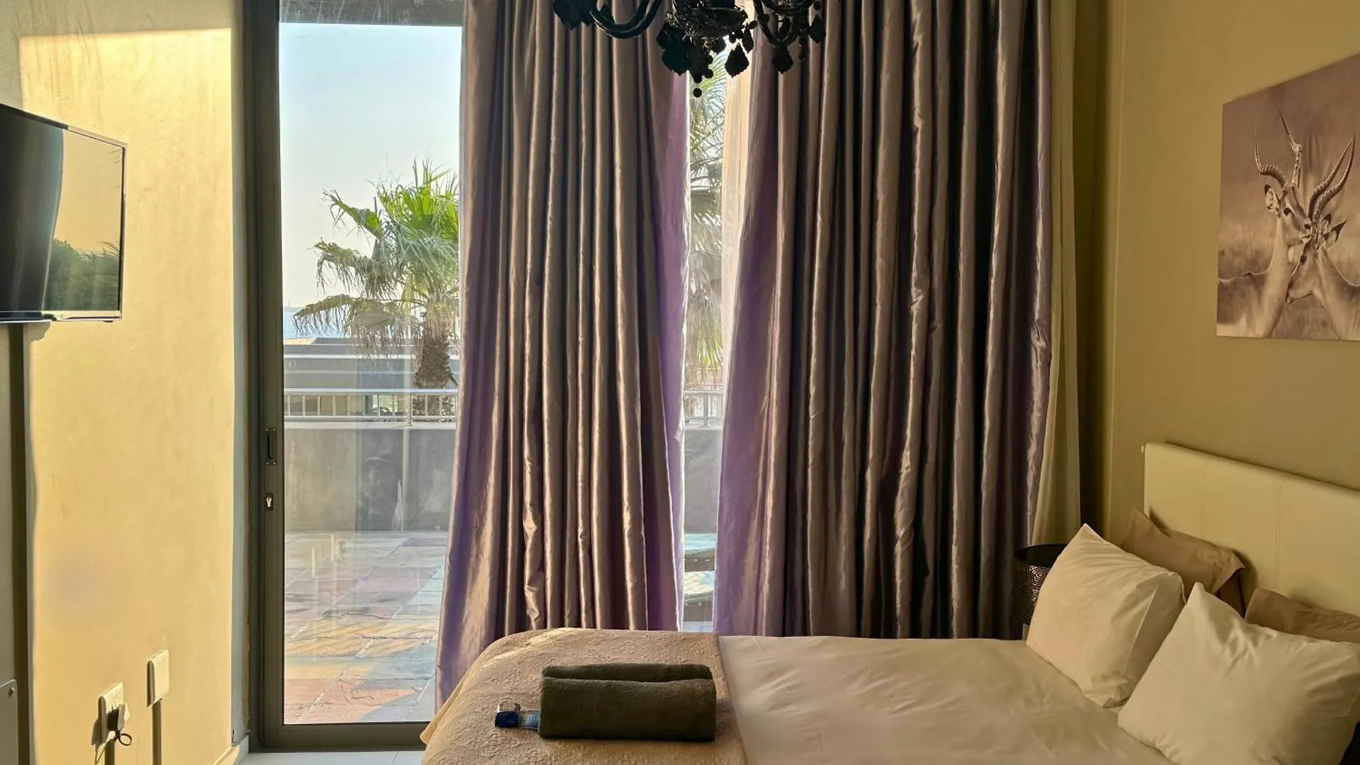 Infinity - Stunning 1 Bedroom Apartment With Sea & Mountain Views Bloubergstrand South Africa
